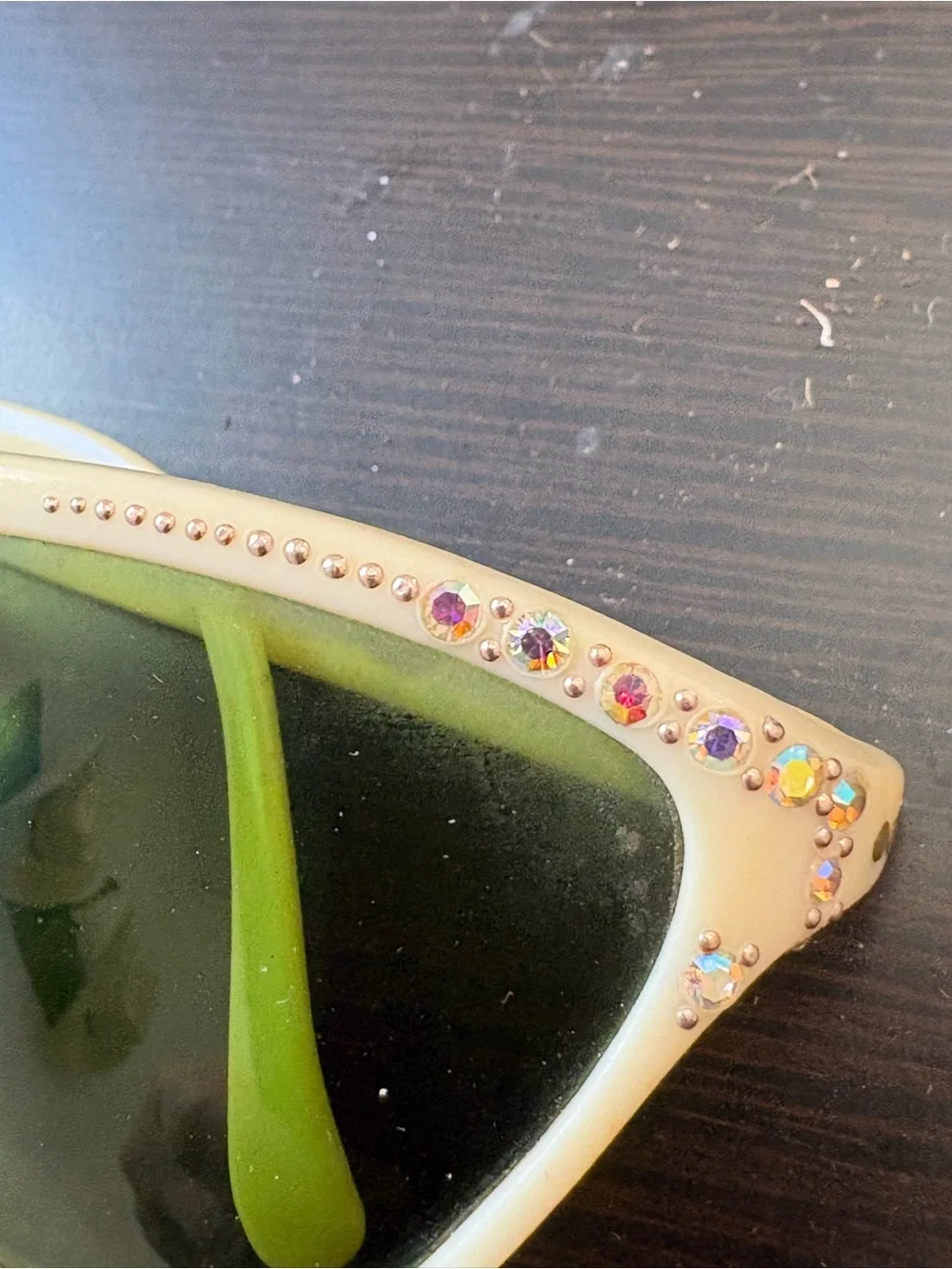 Vtg Italian cat eye sunglasses cream rhinestone accents green lens made in Italy